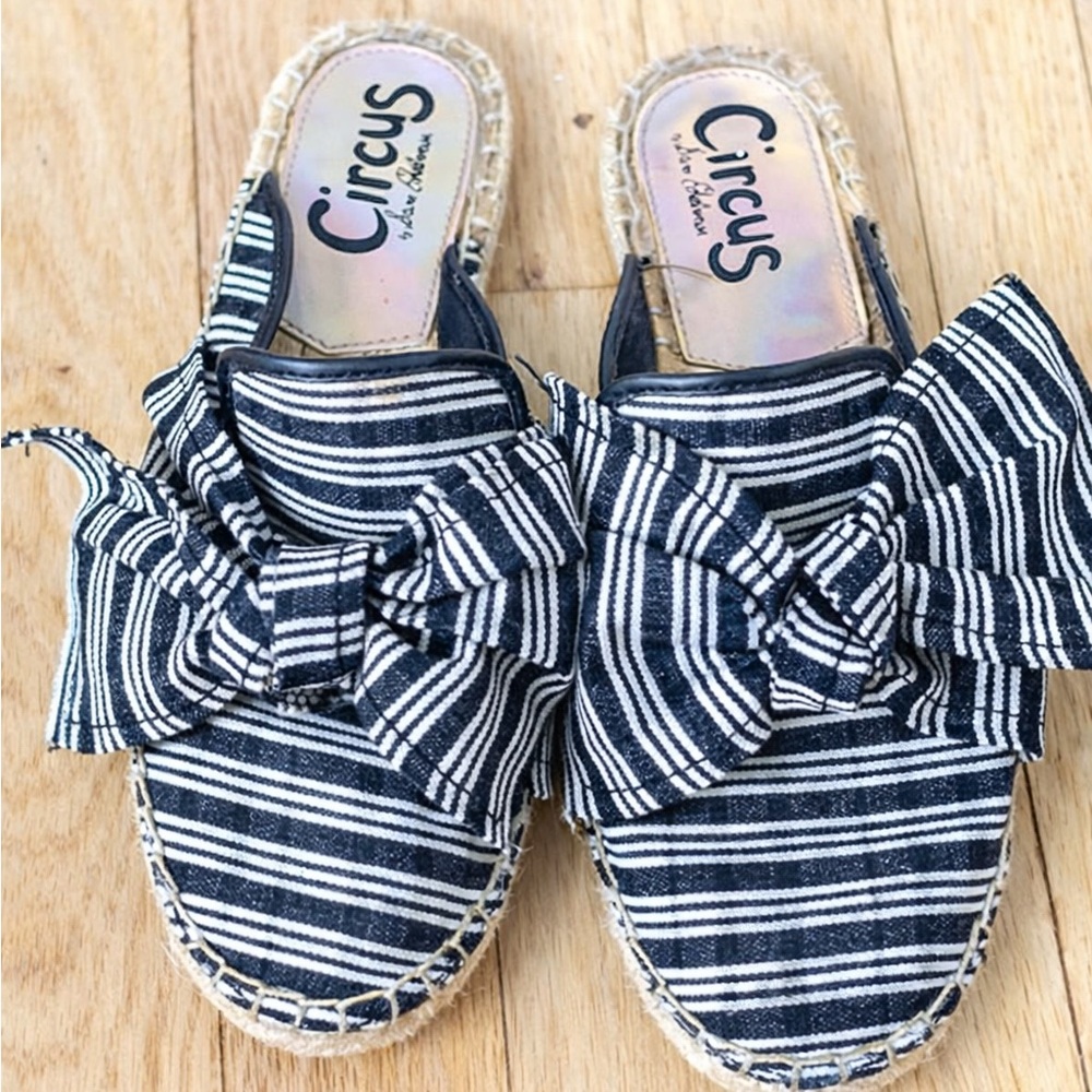 Sam Edelman Bow Slip-On Flats